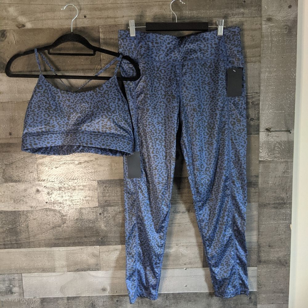NWT navy leopard athletic set XL